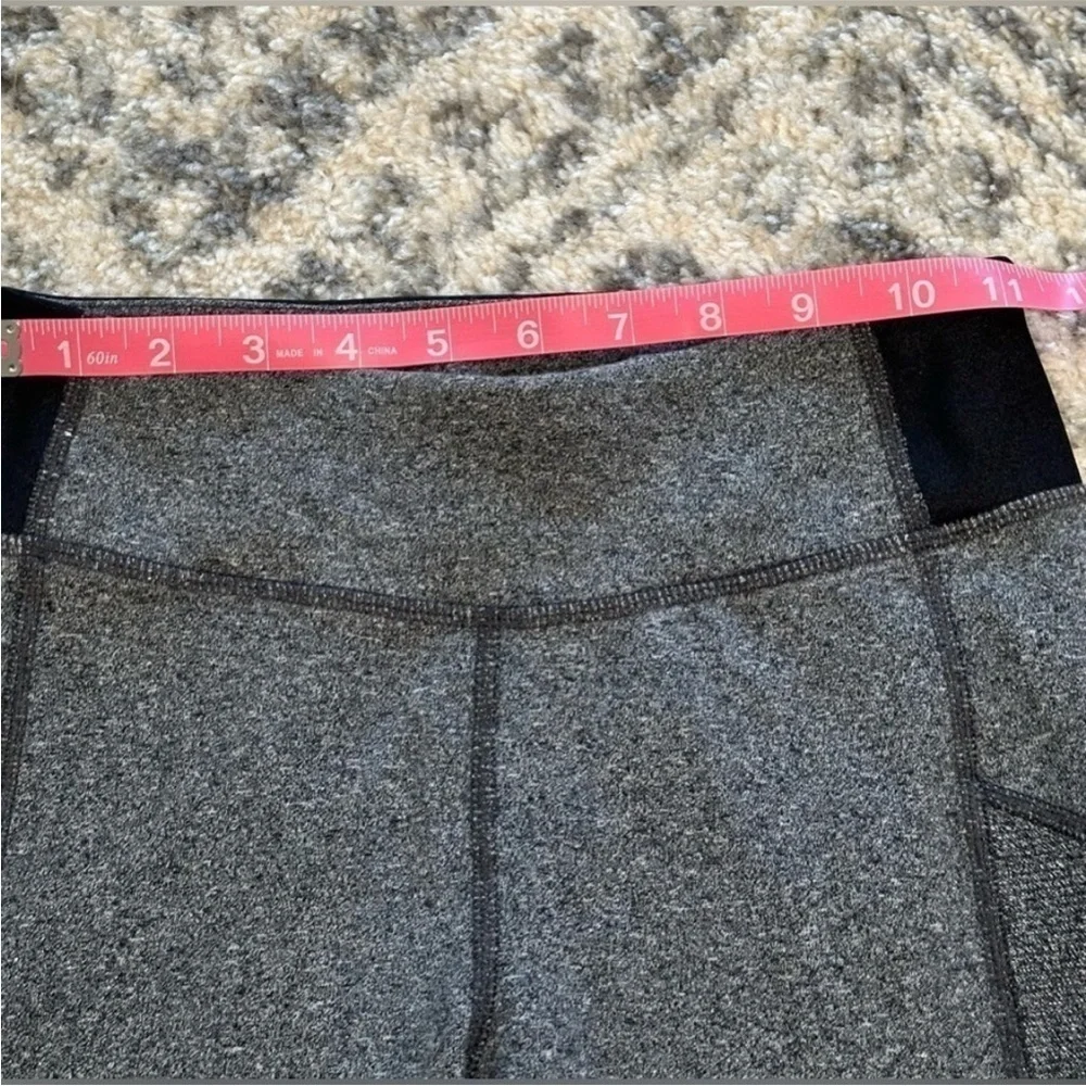Lululemon Motivate‎ Pant Heathered Speckled Black / Black Size 4